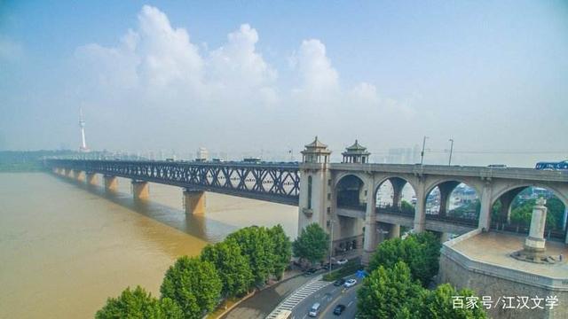 (武汉长江大桥)