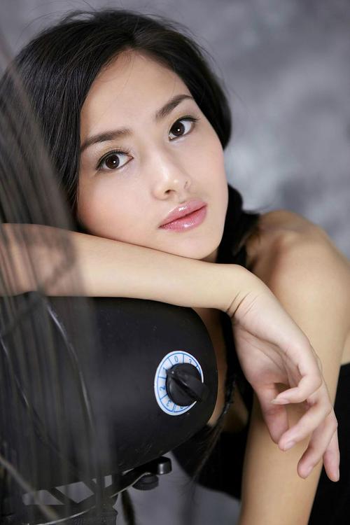 不是美女不收藏, 不是高清不要钱(四)