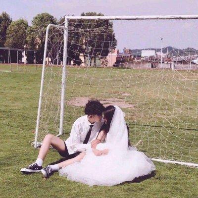 白纱唯美情侣头像,世界这么大我遇到了你,你也遇到了我真好