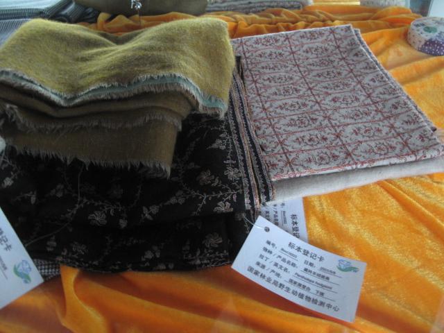 这就是传说中比黄金还贵的藏羚羊披肩