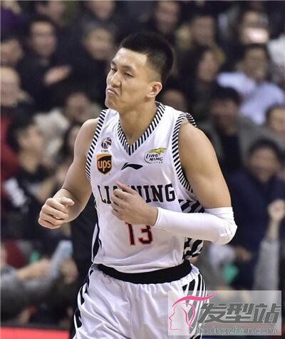 郭艾伦发型盘点 运动系男生发型也很帅