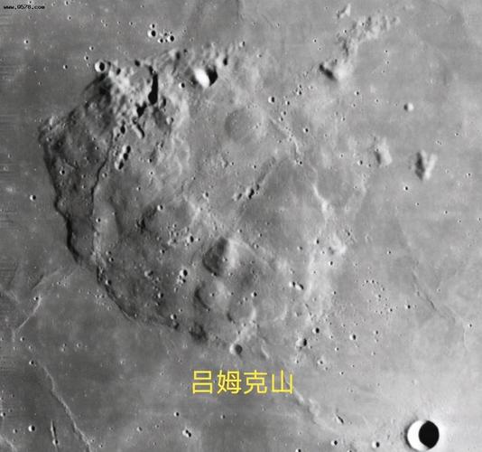 中国嫦娥五号带回月壤不足2千克,难道美国公开的月壤数据有问题