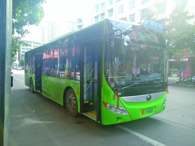 信阳公交已恢复运行16条线路!