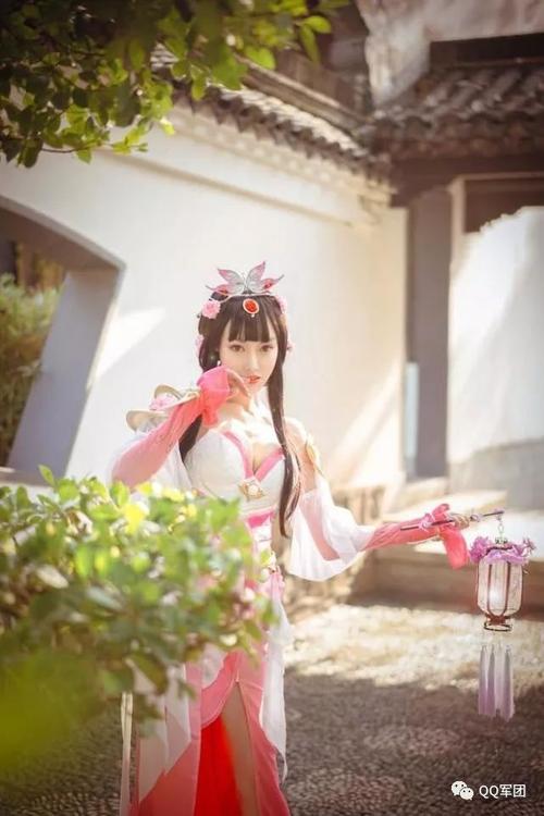 王者荣耀cos:甄姬游园惊梦 高挑优雅有神韵