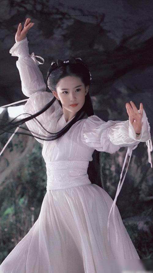 刘亦菲古装合集:时而仙气飘飘,时而温柔如水,怎一个美