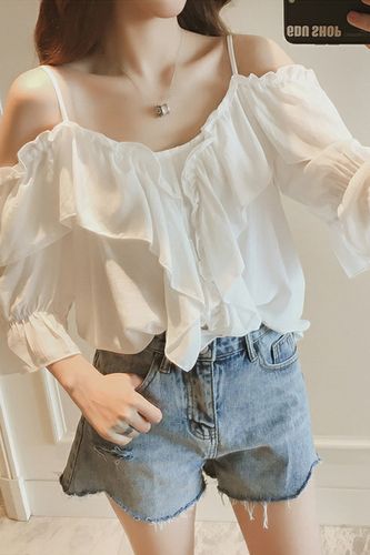 2019新款韩版设计感小众吊带露肩雪纺上衣女学生显瘦荷叶边漏锁骨洋气