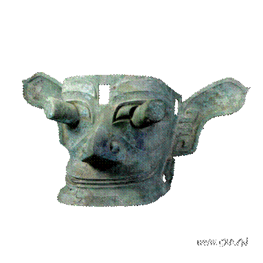 三星堆遗址出土的青铜纵目面具