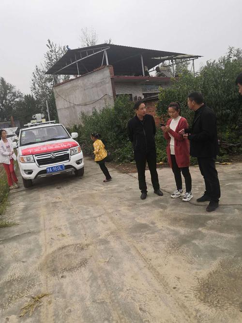 赵德营镇人大督导行政村爱国卫生运动-沈丘县赵德营镇