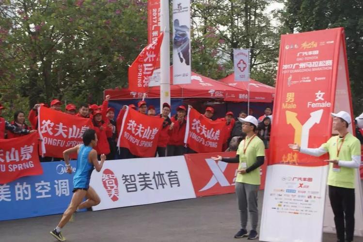不忘初心,全情投入丨2017广州马拉松赛成功举行