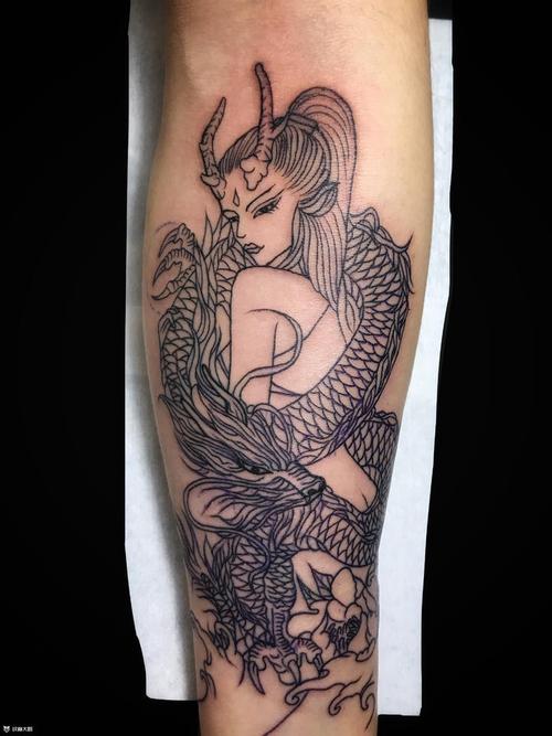 小龙女_纹身图案手稿图片_洛洛的纹身作品集