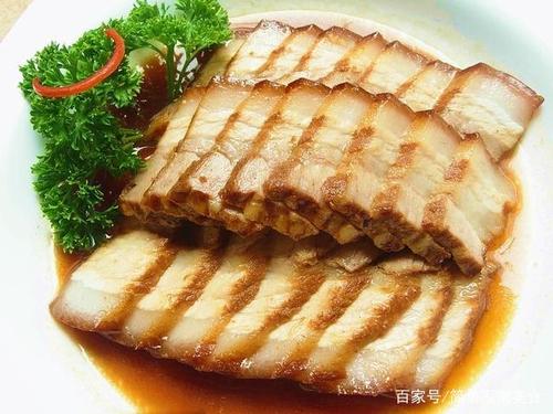 卤五花肉最简单的传统做法,肥而不腻,口感软糯,吃一块