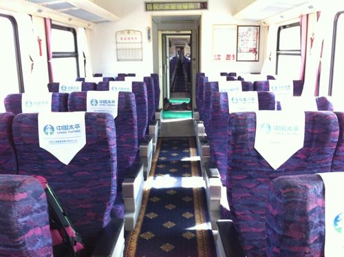 旅途中,舒适的软座车厢也可以让我很开心-张掖旅游攻略 | yododo 游