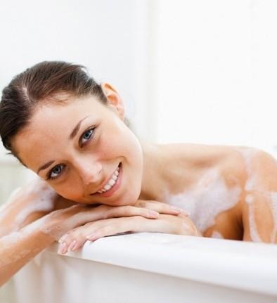 四,我爱泡澡红枣数颗,黑豆,黑芝麻,红豆,黑米,枸杞,山药,燕麦各一小把