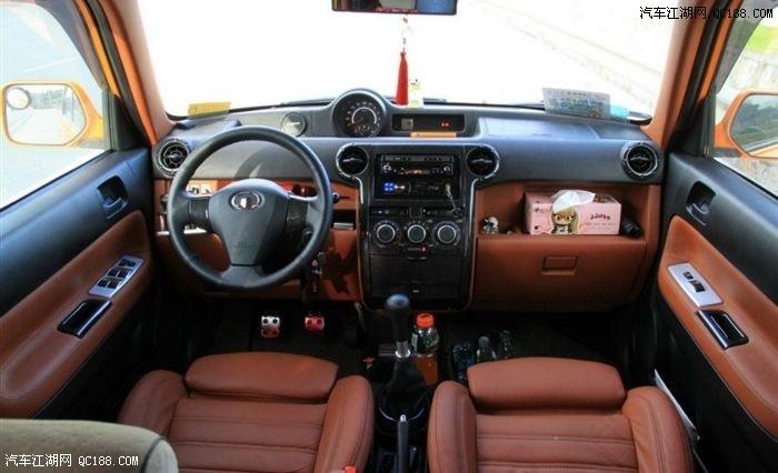 5,a/b柱包皮(座椅同色)           6,车顶天花及内饰改装; 酷熊