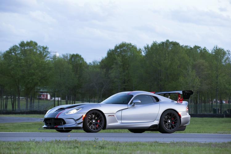 2016 dodge viper acr announced with prices,additional details