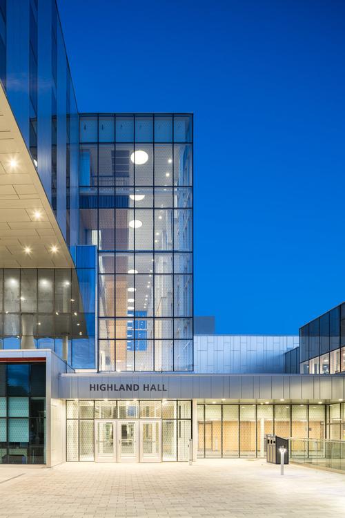 utsc highland hall-多伦多大学士嘉堡分校的新高地礼堂