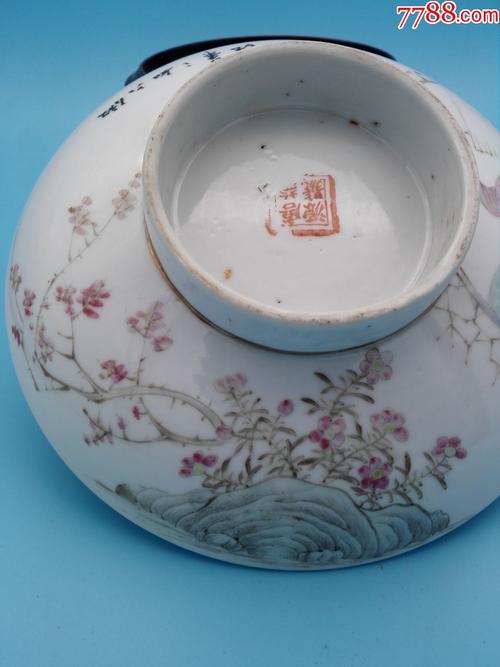 晚清民国大名家唐子桢作浅降彩开窗花卉仕女内画和合二仙纹盖一对