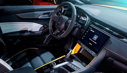 名爵6 pro的动力配置参数略优于影豹!|pro|内饰|紧凑