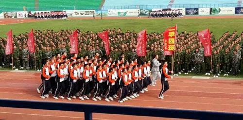 青冈县第一中学开展主题教育活动