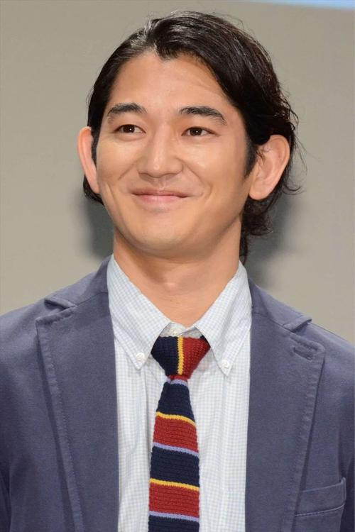 曾经的日本美男垮成老头永山瑛太怎么突然油腻了