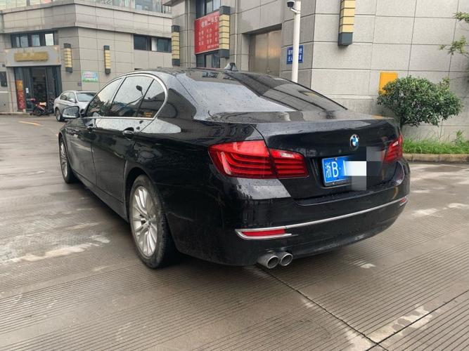 宝马525li豪华版