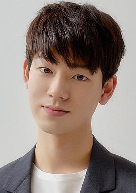 性别:          男          星座:          金牛座          出生