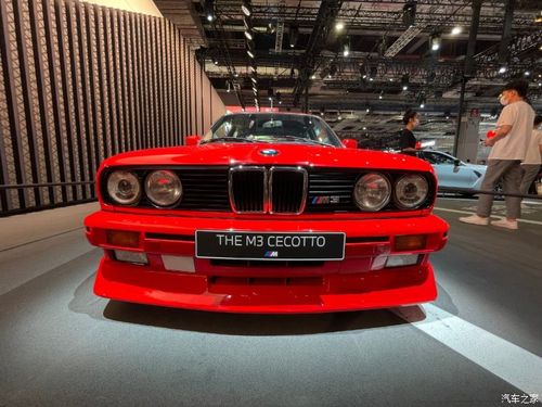 e30 宝马m3,宝马第一代m3车型,搭载的是s14发动机
