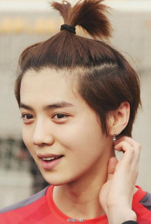 鹿晗正缘97年的