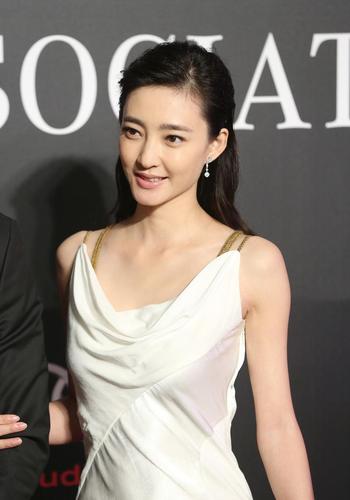 2014年9月6日,上海,2014gq年度人物盛典红毯.王丽坤