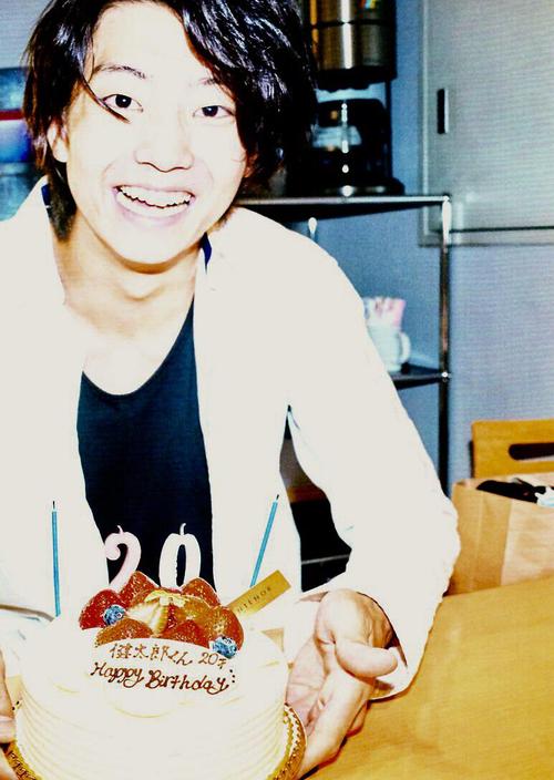 我儿子伊藤健太郎在八组回归这天生日