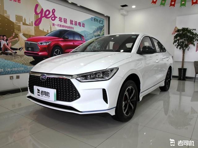 续航达405km小哥带你看比亚迪e3