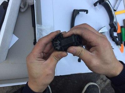 技术贴 奥迪a6l车门外拉手拆装详细教程