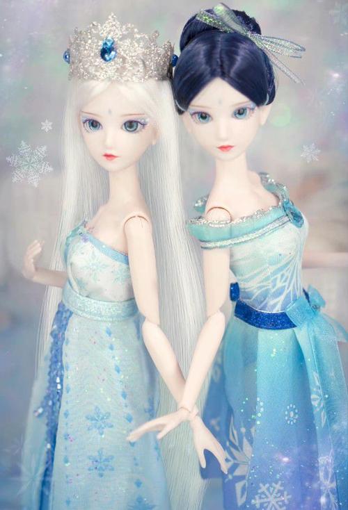 叶罗丽冰莲花出的娃娃很耐看冰公主有三种形态王默变高级脸