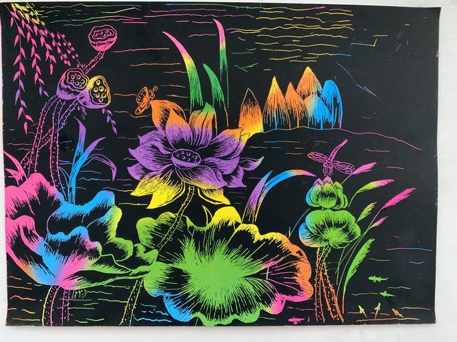 刮画这种新型的绘画方式是不是很新奇.