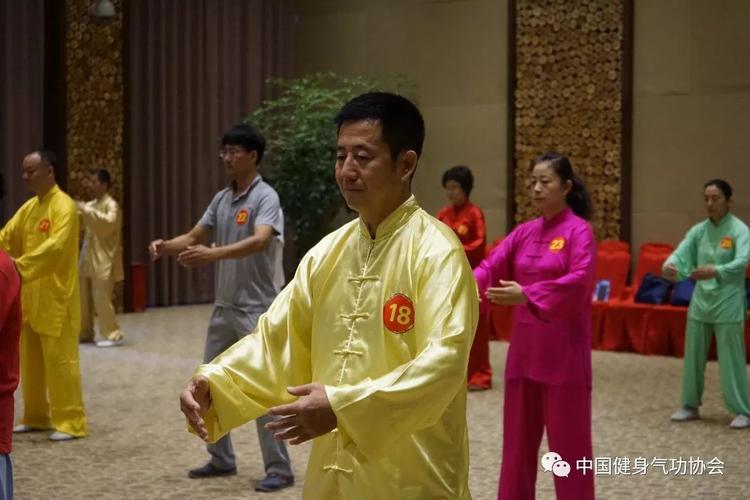 如何正确站好浑圆桩