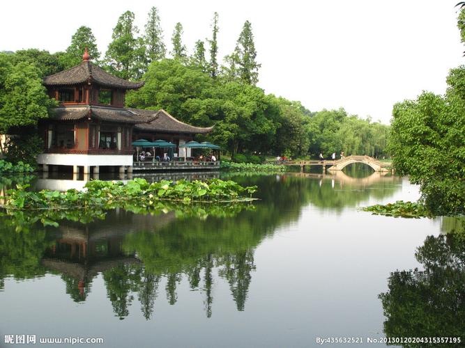 西湖湖面图片