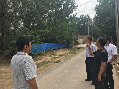 宁津县水务局徐宝华局长一行到刘槐村走访调研