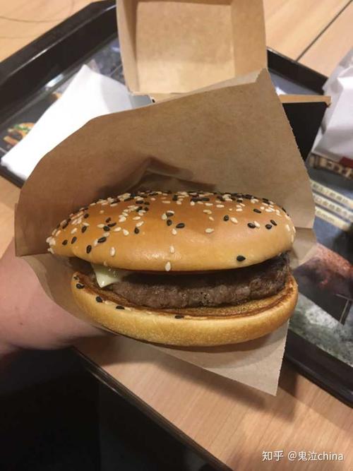 麦当劳安格斯厚牛培根堡怎么样