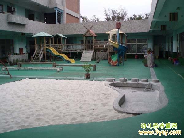 幼儿园校园沙池水池组合图片