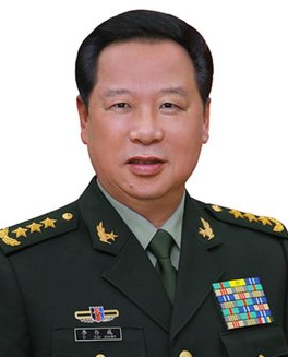 李作成,男,汉族,1953年10月出生,湖南安化人,1970年12月入伍,1972年