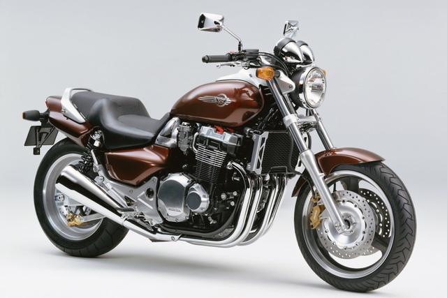 带你认识曾经辉煌的本田直列4缸摩托车x4