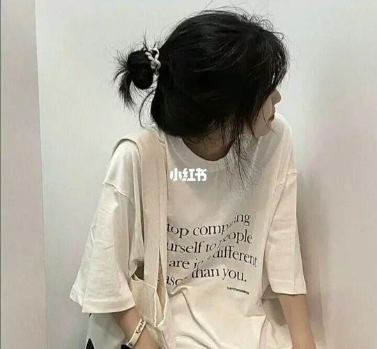 ins风小众女头像_头像_ins风_小众_女生头像_素材_头像