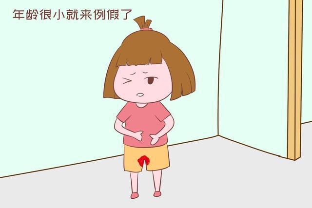 家长要注意以下方面 对于女孩来说,"初潮"很重要,不仅关乎正常的身体