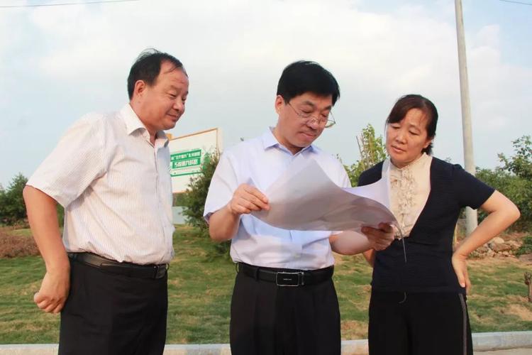 泗水县委书记谢成海到济河街道圣水峪镇调研抗旱工作