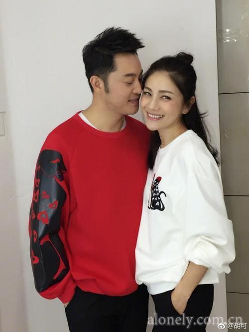 严父沙溢 x 超人妈妈胡可:做孩子背后的超人