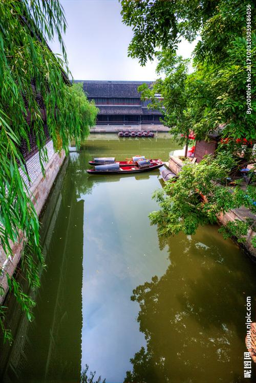 鲁镇景区图片