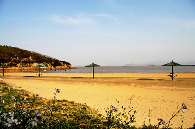 美丽秀山岛,暑期亲子游好选择,享受阳光沙滩,感受碧海蓝天,还可以选择