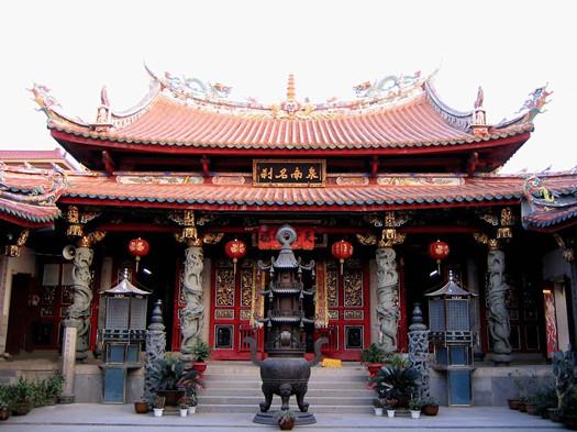 龙山寺 (福建晋江安海寺院)