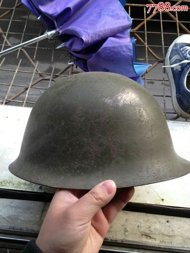 解放军对越自卫反击战时期的钢盔