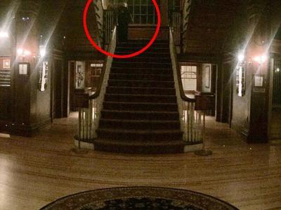 美国华裔男子参观全美最闹鬼酒店时拍到有疑似鬼影出现